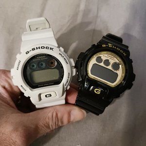 2 BEAUTIFUL VINTAGE CASIO G-SHOCK WATCHES